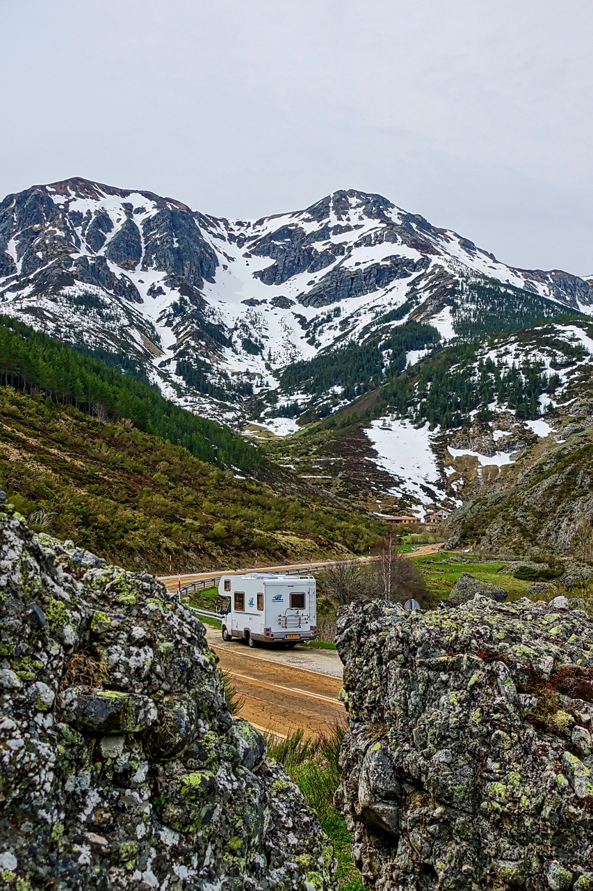 camper, mountains, van-1206524.jpg